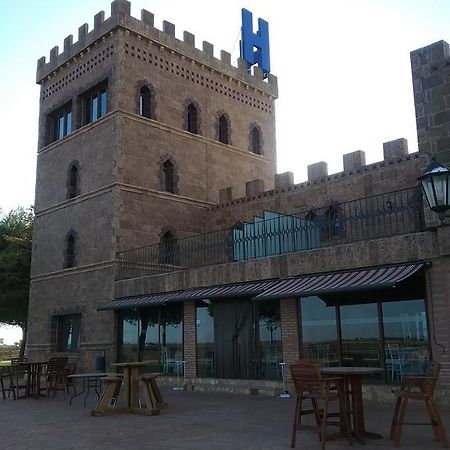 Hotel Vinedos Y Bodegas El Castillo Villarrobledo Ngoại thất bức ảnh