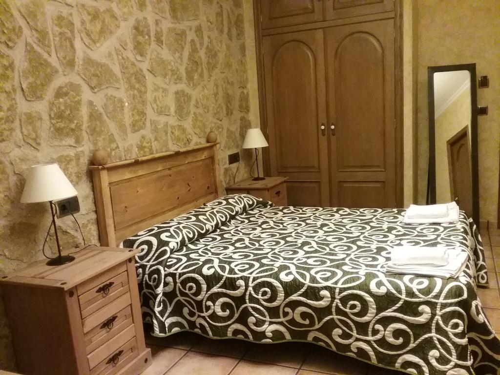 Hotel Vinedos Y Bodegas El Castillo Villarrobledo Phòng bức ảnh
