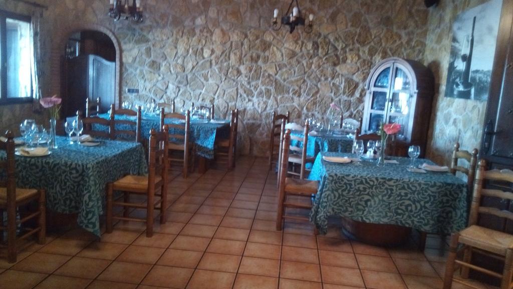 Hotel Vinedos Y Bodegas El Castillo Villarrobledo Ngoại thất bức ảnh