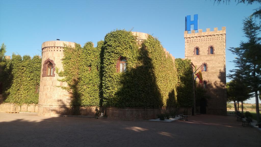 Hotel Vinedos Y Bodegas El Castillo Villarrobledo Ngoại thất bức ảnh